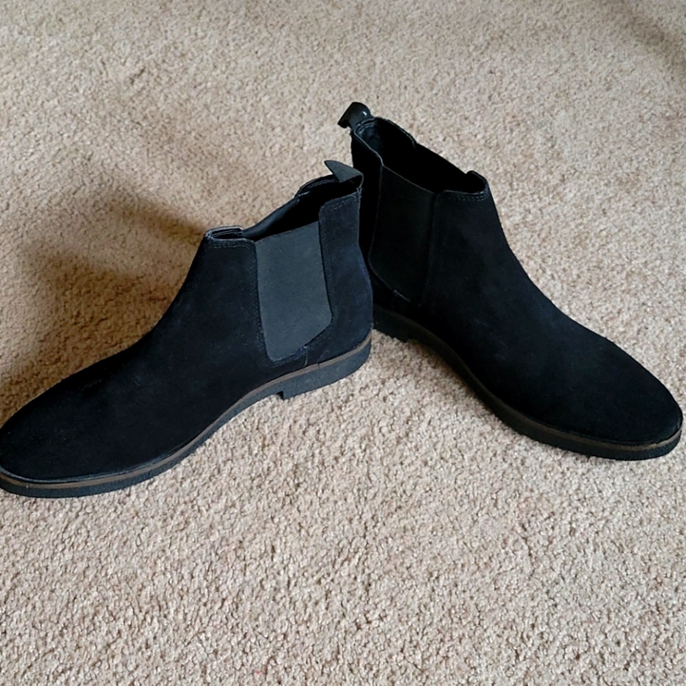 Walk London Chelsea Boots in Black Suede Size 10